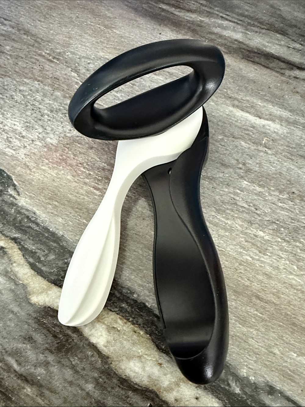 Tupperware Can Opener